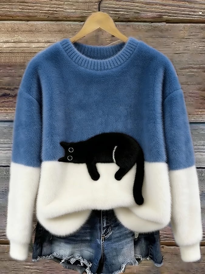 Aileen women's oversized sweater with cat print in soft knit, featuring a cozy, relaxed fit by Bennett and Lowe.