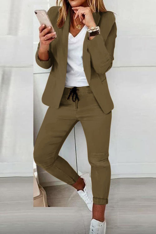 Jessica relaxed everyday pants set by Bennett and Lowe, featuring comfortable matching pants and top in a casual style.