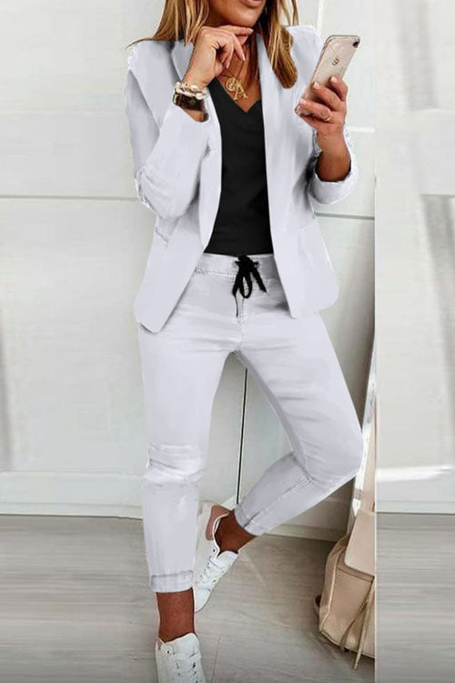 Jessica relaxed everyday pants set by Bennett and Lowe featuring a comfortable matching top and pants in soft fabric.