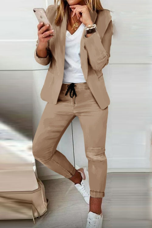 Jessica relaxed everyday pants set by Bennett and Lowe, featuring a comfortable matching top and pants in neutral fabric.
