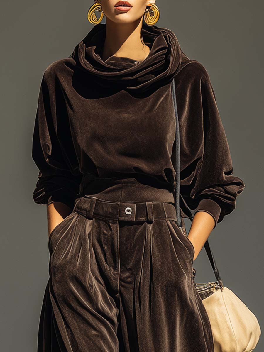 Bennett and Lowe Zoe plush relaxed two-piece matching set with soft fabric, featuring a comfortable top and pants for lounging.