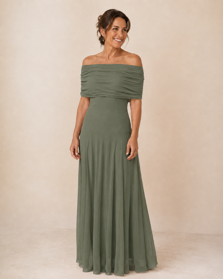 Bennett and Lowe Marta Toledo-style maxi dress for women, featuring a flowing fabric and elegant design.