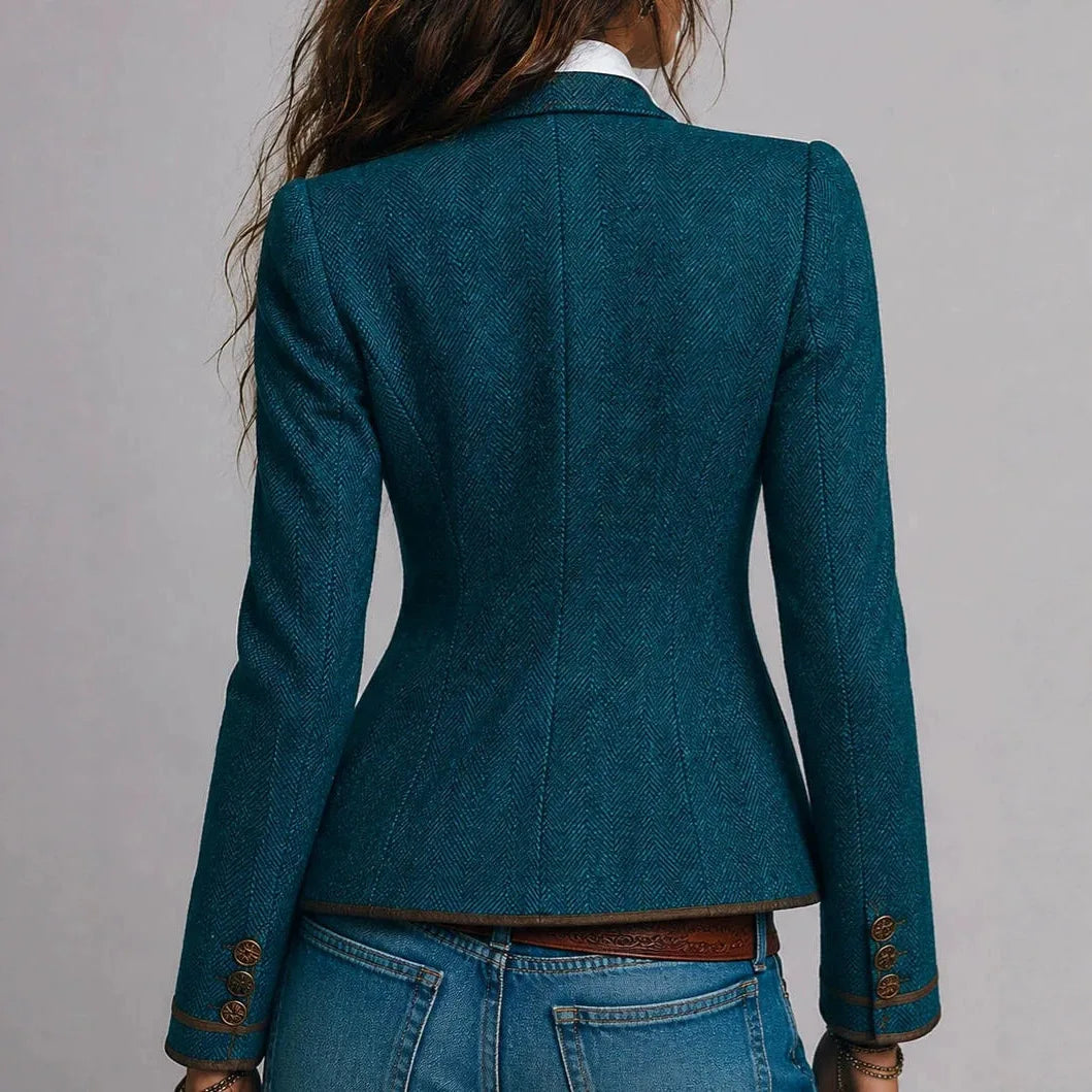 Bennett & Lowe Harriet contrast trim tailored blazer in navy with white accents, featuring a structured fit and classic lapel.