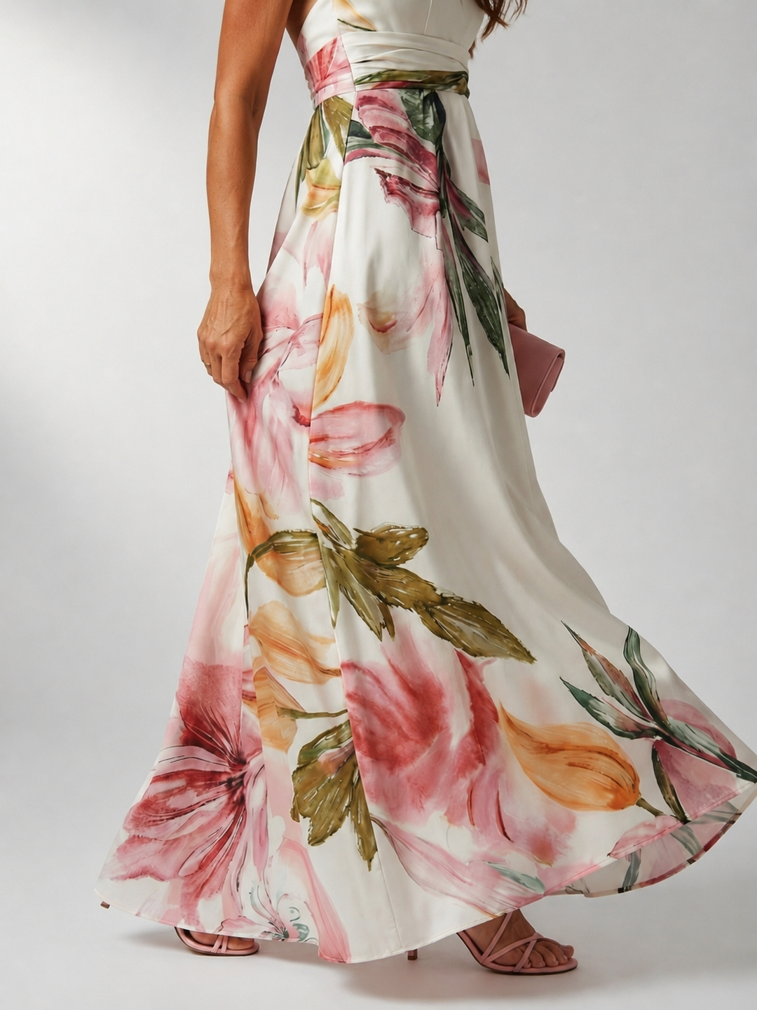 Amiel | Light Floral Maxi Dress