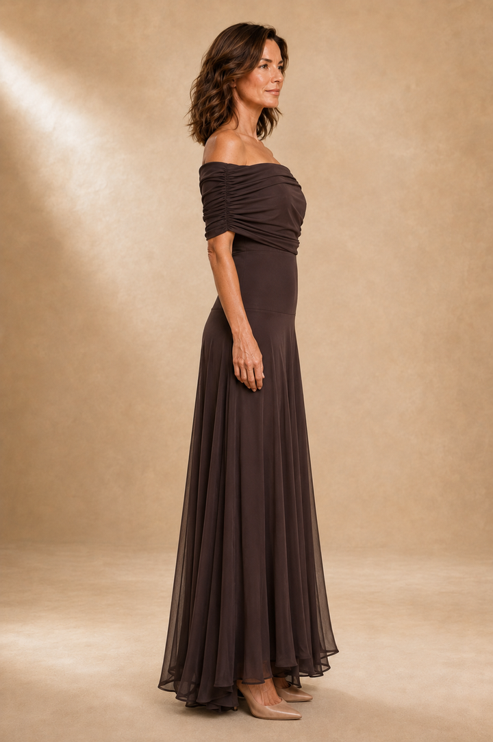 Bennett and Lowe Amelia dress, a stylish and effortless everyday dress in soft fabric, perfect for casual or semi-formal wear.