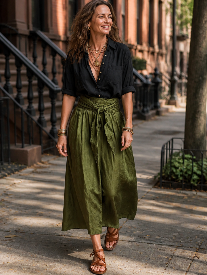River two-piece set by Bennett and Lowe featuring stylish, comfortable matching clothing with a modern design.